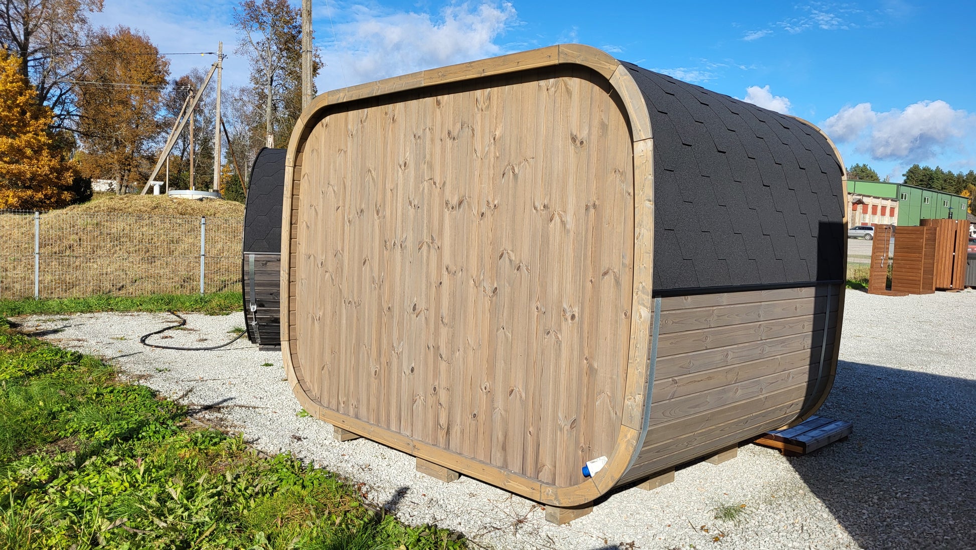 SaunaSupply KLAAR W1.1 Thermowood 6 Person Outdoor Sauna - Includes Bucket, Ladle, Thermometor, SupiOil