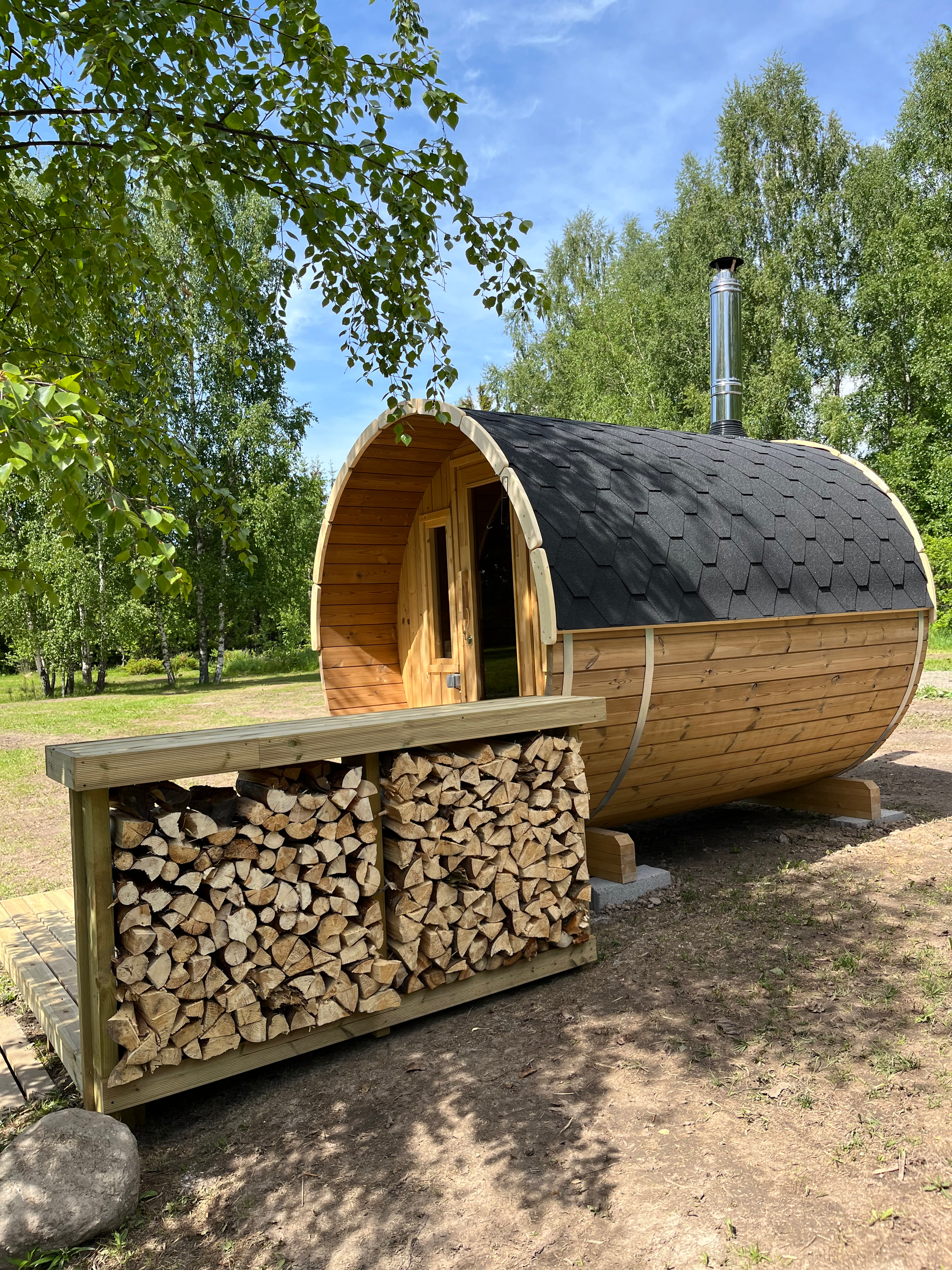 SaunaSupply ITI 280 Deluxe Thermowood Outdoor Barrel Sauna - 8 People