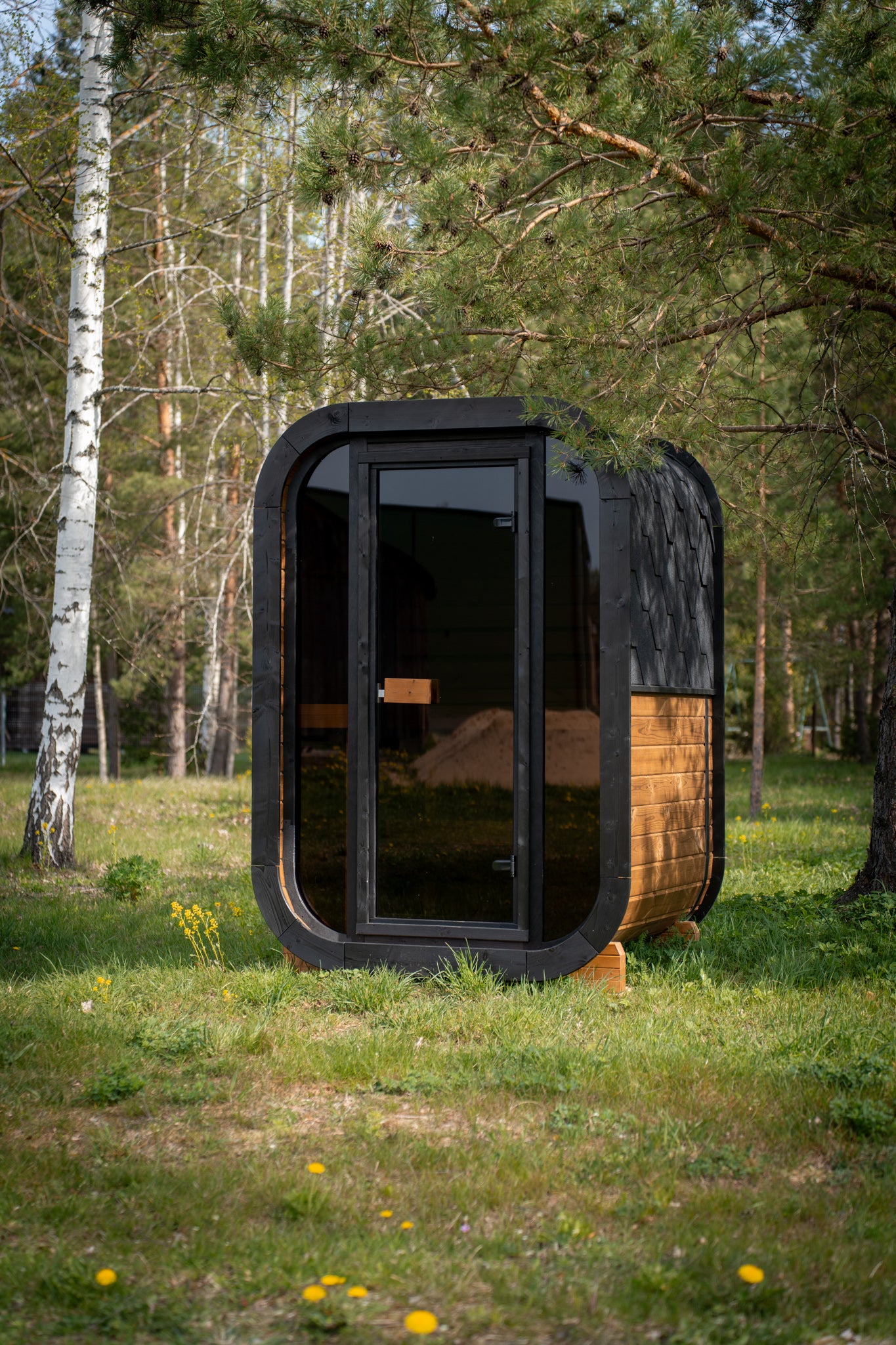 Outdoor 1-2 Person Cube Sauna - SKOG Edition | Home & Garden