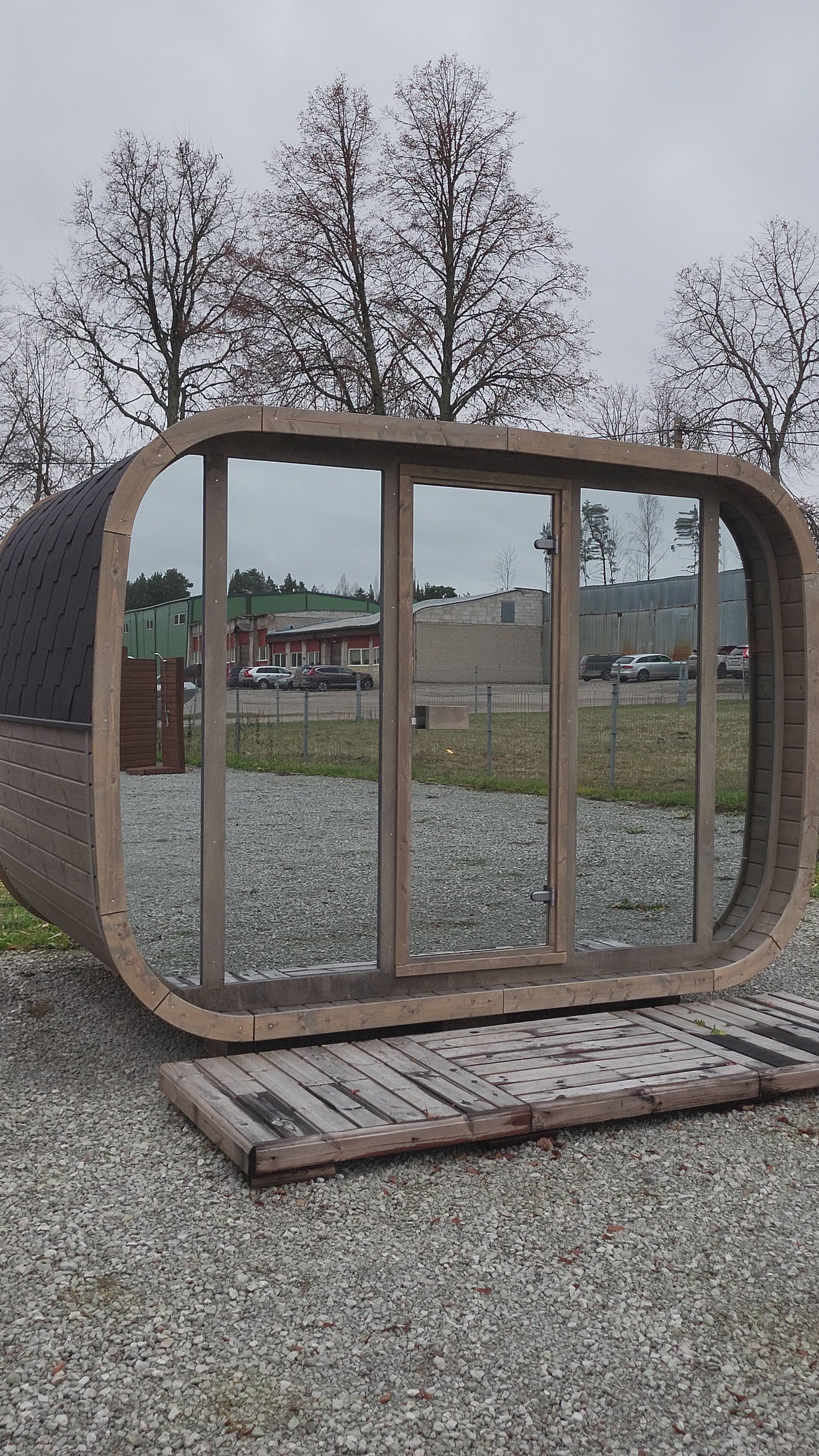 SaunaSupply KLAAR W1.1 Thermowood 6 Person Outdoor Sauna - Includes Bucket, Ladle, Thermometor, SupiOil